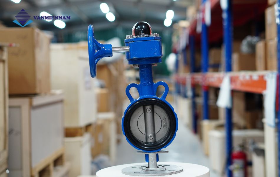 van bướm wonil tay quay gang dn100