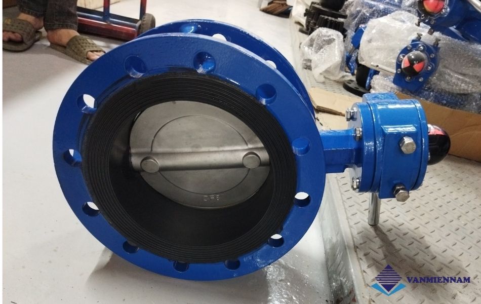 Đặc điểm và chức năng van bướm tay quay DN300