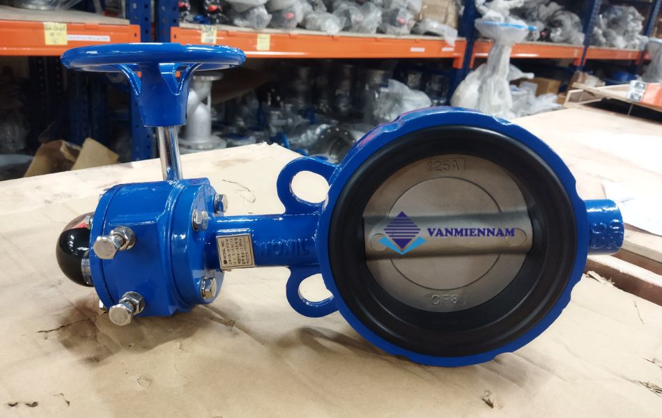 Hệ thống sử dụng van bướm tay quay DN125